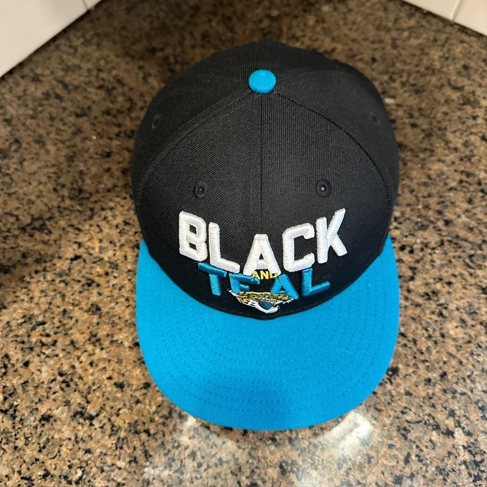 Jacksonville Jaguars Black & Teal NFL Football New Era 59Fifty Cap Hat 7 3/8 - Picture 2 of 8